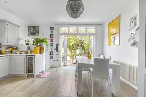 4 bedroom semi-detached house for sale, Kingston Road, Teddington, United Kingdom, TW11