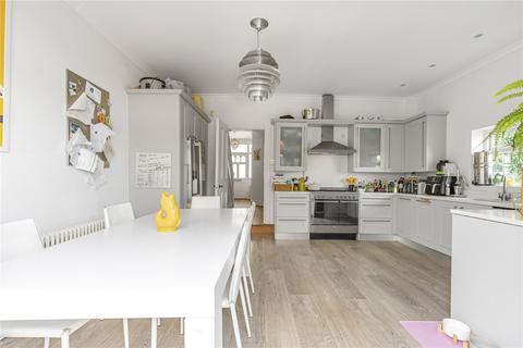 4 bedroom semi-detached house for sale, Kingston Road, Teddington, United Kingdom, TW11