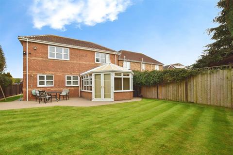 4 bedroom detached house for sale, Garvey Way, Hedon HU12