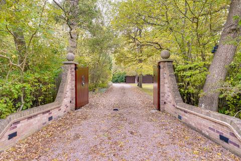 undefined, Monks Wood, Abbots Ripton, PE28