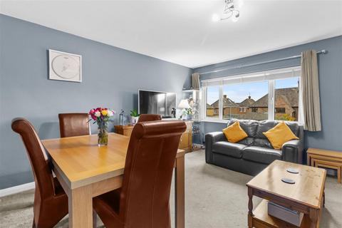 2 bedroom flat for sale, Hawks Town Crescent, Hailsham