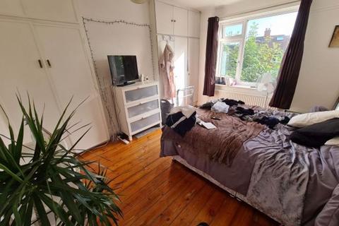 undefined, St. Annes Road, Leeds LS6