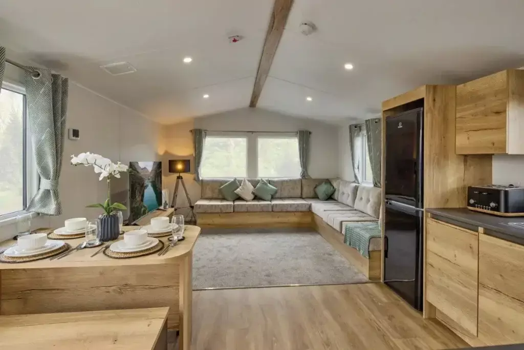 Social 600x400px 2025 08 13t163139.386.jpg