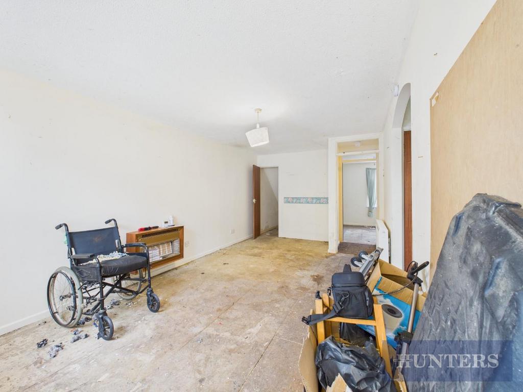 CAM05316 G0-PR0229-STILL002.jpg