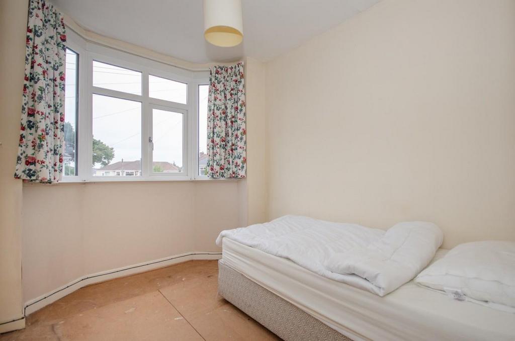 Bedroom 3.jpg