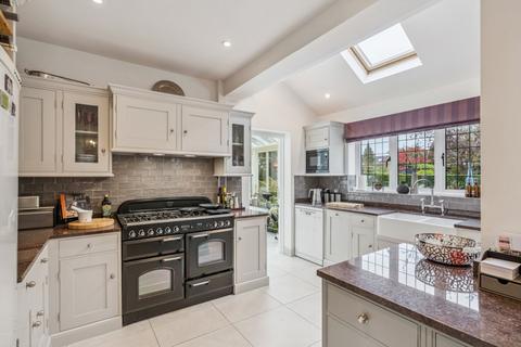 undefined, Baring Crescent, Beaconsfield HP9