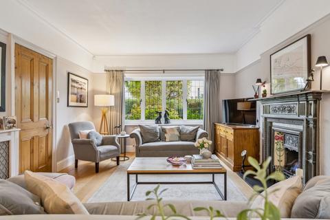 undefined, Baring Crescent, Beaconsfield HP9