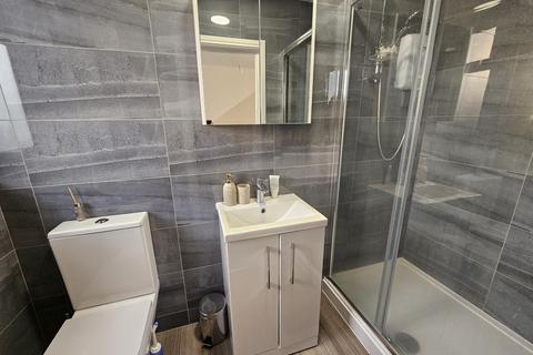 3 bedroom house to rent, John Street, Leeds LS6