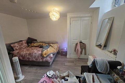 3 bedroom house to rent, John Street, Leeds LS6