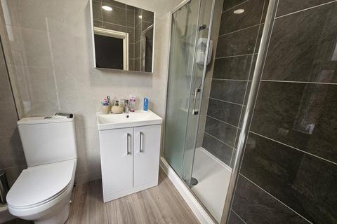 3 bedroom house to rent, John Street, Leeds LS6
