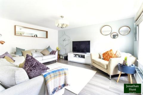 undefined, Warboys Close, Buntingford SG9