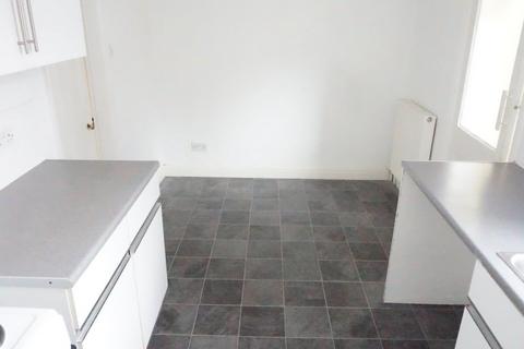 3 bedroom terraced house to rent, 210 King Street, Cottingham, HU16 5QJ