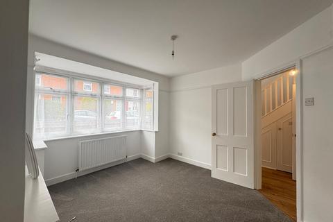 3 bedroom semi-detached house to rent, Union Street