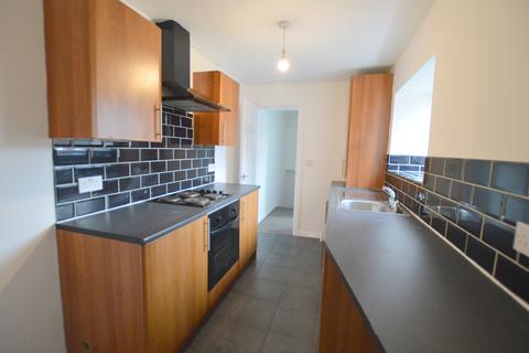 3 bedroom flat to rent, Norham Road, North Shields NE29