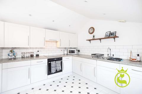 2 bedroom flat for sale, Market Street, Poole BH15