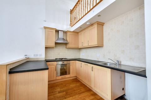 2 bedroom flat to rent, Derby Road, Long Eaton, NG10 4LA