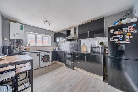 undefined, Slough,  Berkshire,  SL2