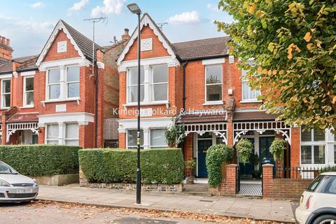 63 Princes Avenue, London, N22 7SB