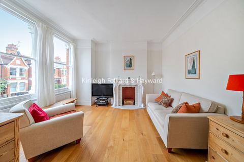 63 Princes Avenue, London, N22 7SB