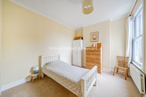 63 Princes Avenue, London, N22 7SB