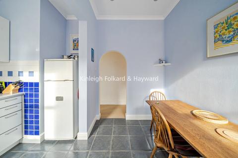 63 Princes Avenue, London, N22 7SB