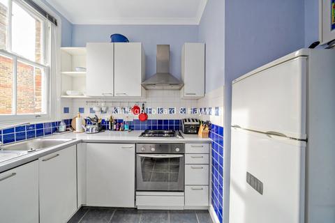 63 Princes Avenue, London, N22 7SB