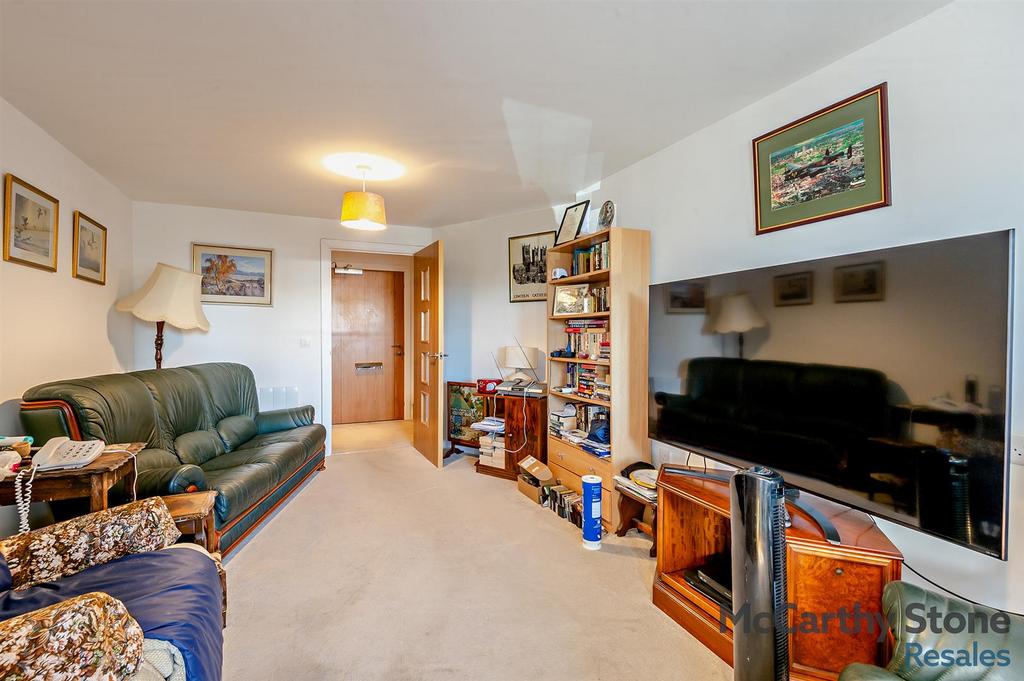 8665738-interior03-800.jpg