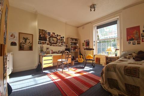 undefined, 63c Victoria Road, Leeds LS6