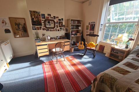 undefined, 63c Victoria Road, Leeds LS6