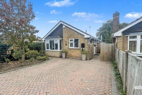 2 bedroom detached bungalow for sale, Hereford Avenue, Mansfield Woodhouse, NG19