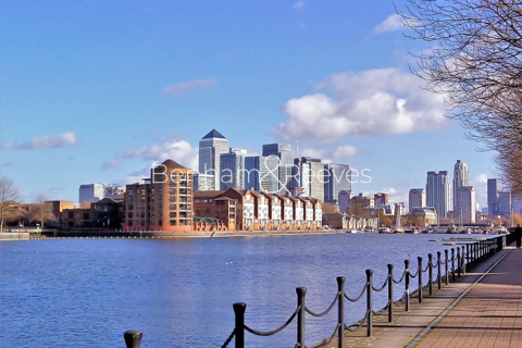 Ashton Reach, London SE16