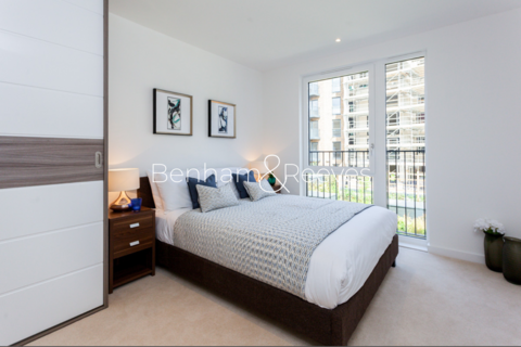 3 bedroom apartment to rent, Ashton Reach, London SE16