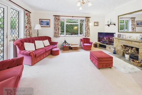 3 bedroom detached bungalow for sale, Mill Lane, Copthorne, Crawley