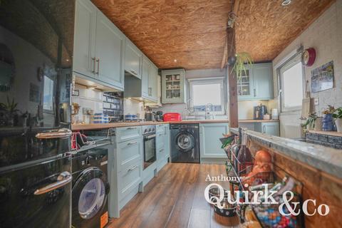 3 bedroom houseboat for sale, Point Road, Canvey Island, SS8