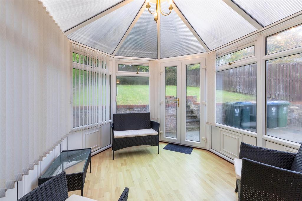 100 Hermitage Drive Perth-38.jpg