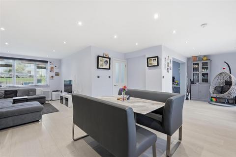 undefined, Theydon Grove, Woodford Green