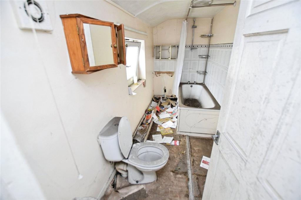 Top Floor Bathroom
