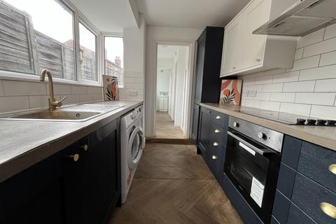 4 bedroom terraced house to rent, Lincoln LN5