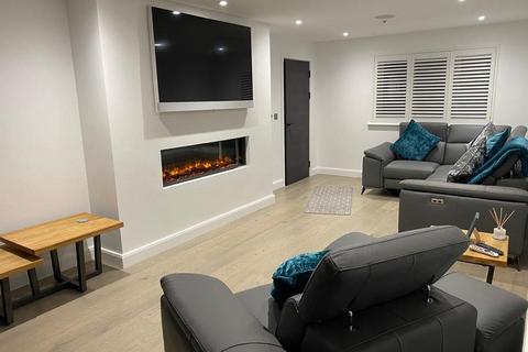 6 bedroom detached house for sale, Old Oak Tree Close, Birchgrove Road, Birchgrove, Swansea, City And County of Swansea.