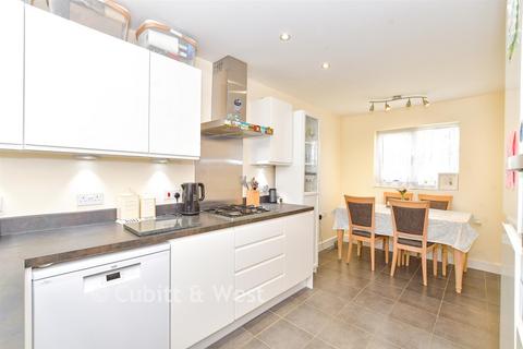 undefined, South Downs Rise, Havant, Hampshire