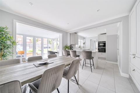3 bedroom semi-detached house for sale, Leigh Close, Surrey KT15