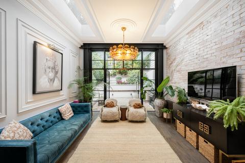 undefined, Frognal, London, NW3