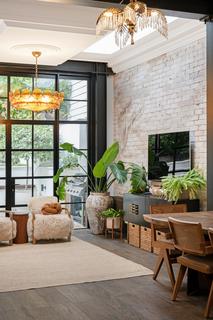 undefined, Frognal, London, NW3