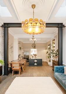 undefined, Frognal, London, NW3