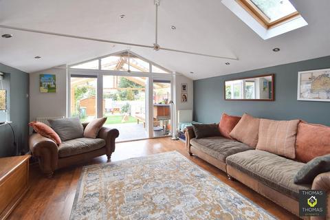 44 Malvern Road, Gloucester, GL1 3JT