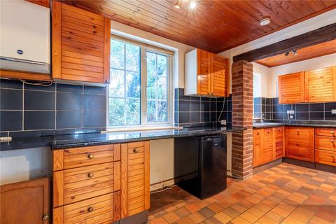 3 bedroom detached house for sale, London Road, Newbury, Berkshire, RG14