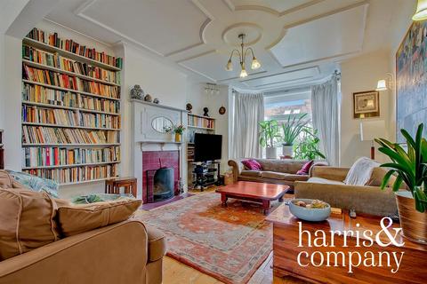 4 bedroom house for sale, Haycroft Gardens, Kensal Rise