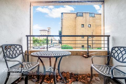 undefined, Chart House, Burrells Wharf Square, London, E14
