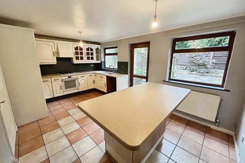 4 bedroom semi-detached house for sale, Blue Gates Road, Leicestershire LE4