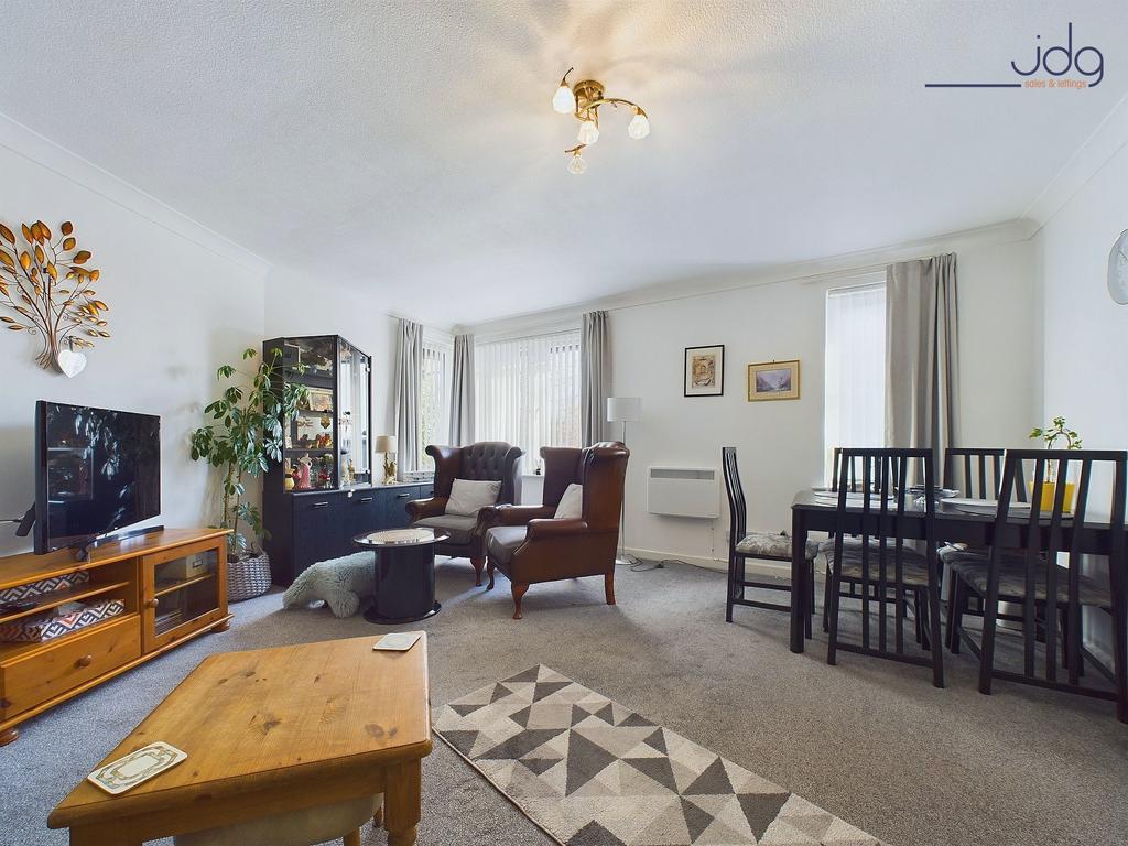 Living Room/Dining Room